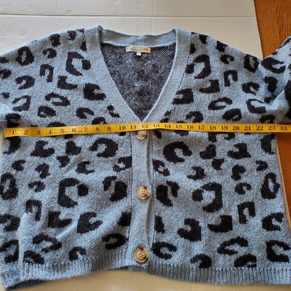 C & C California Blue Leopard Print V-Neck Cardigan Large - Picture 12 of 15